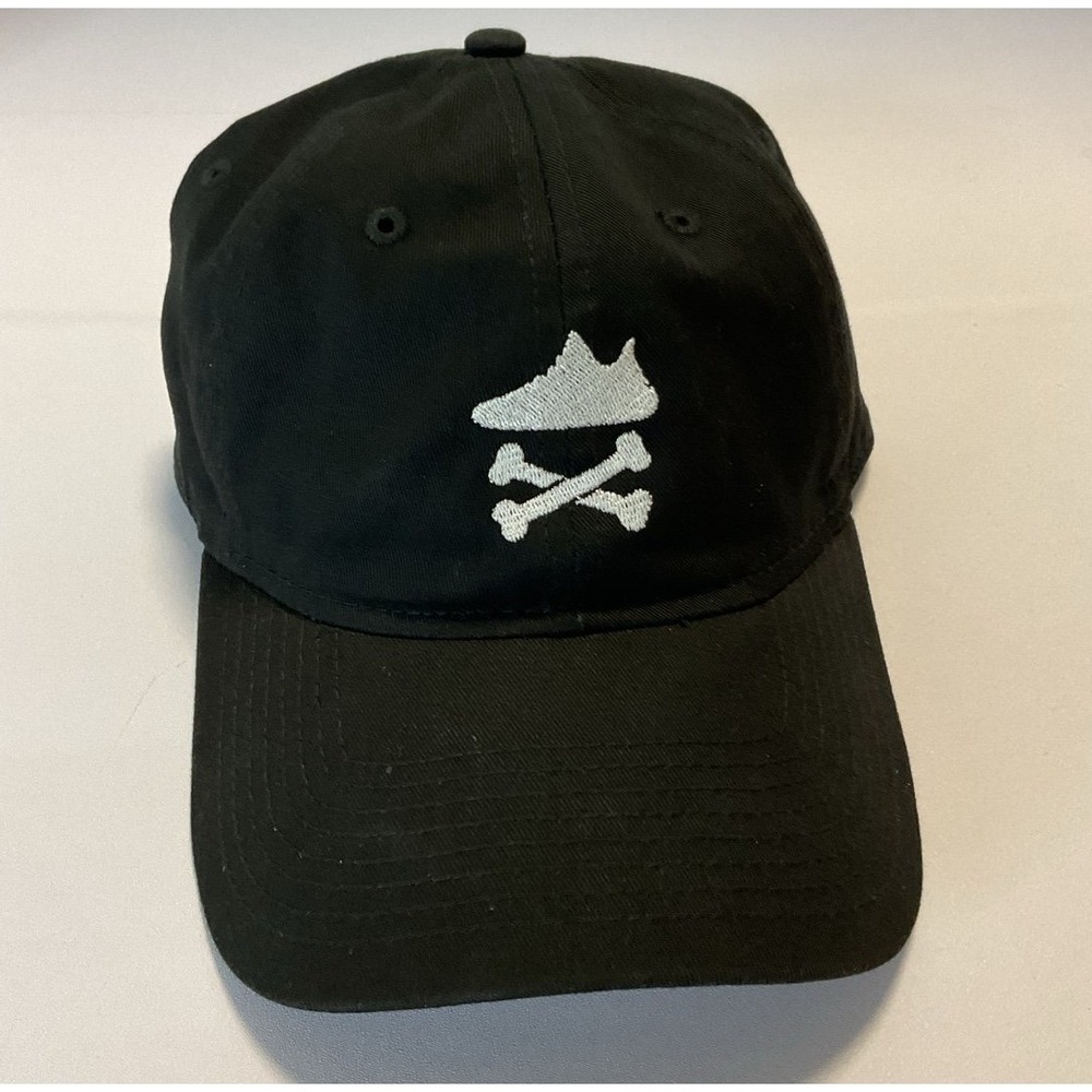 Yeezy‎ Embroidered in a Black Cap- One Size